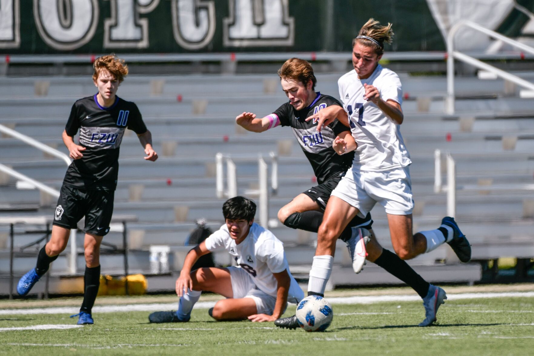 09/05/20 - Fort Zumwalt West vs Francis Howell Central